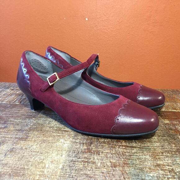 SAS San Antonio Shoes Cate Mary Jane Pump Red Womens 8 Wide Kitten Heel Comfort - Picture 3 of 10